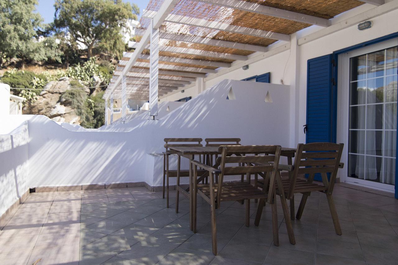 Armadoros Hotel / Ios Backpackers Dış mekan fotoğraf