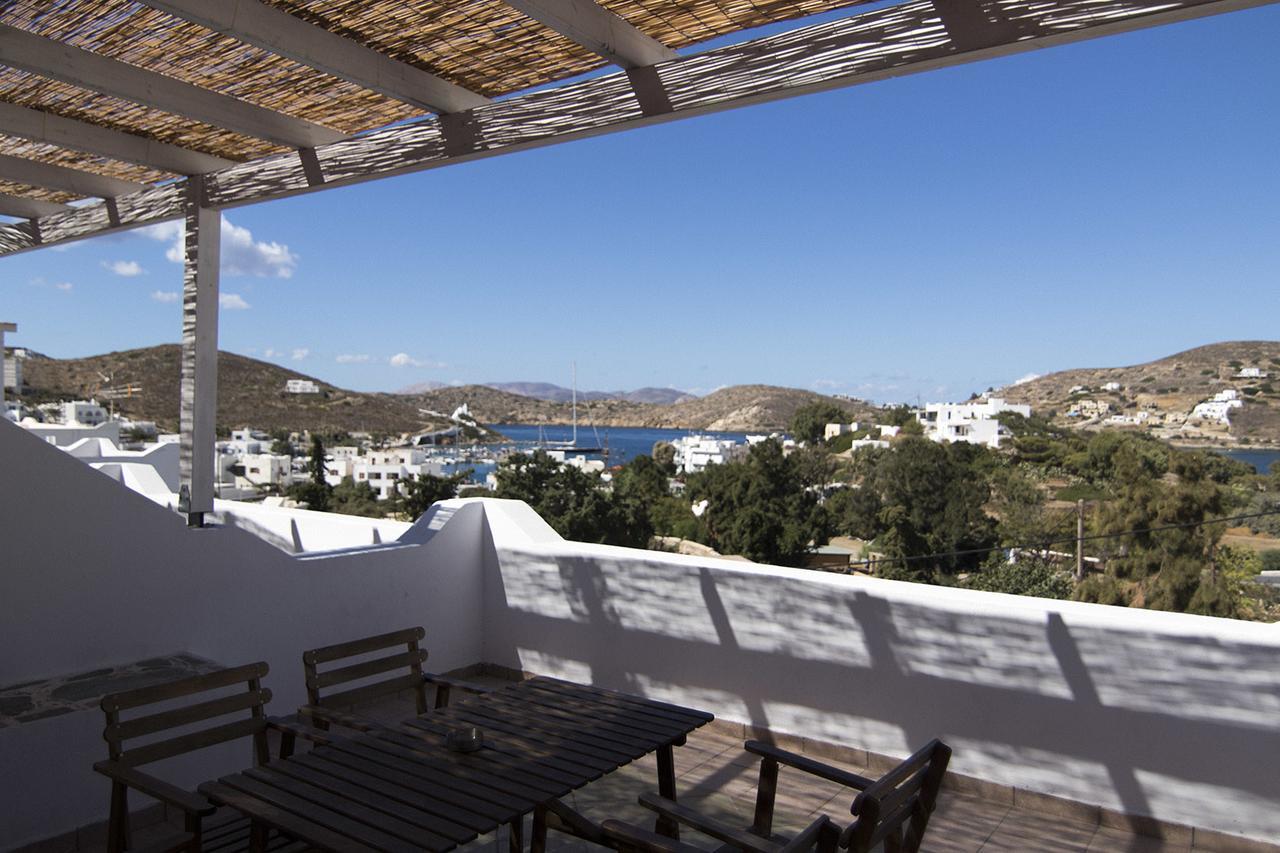 Armadoros Hotel / Ios Backpackers Dış mekan fotoğraf
