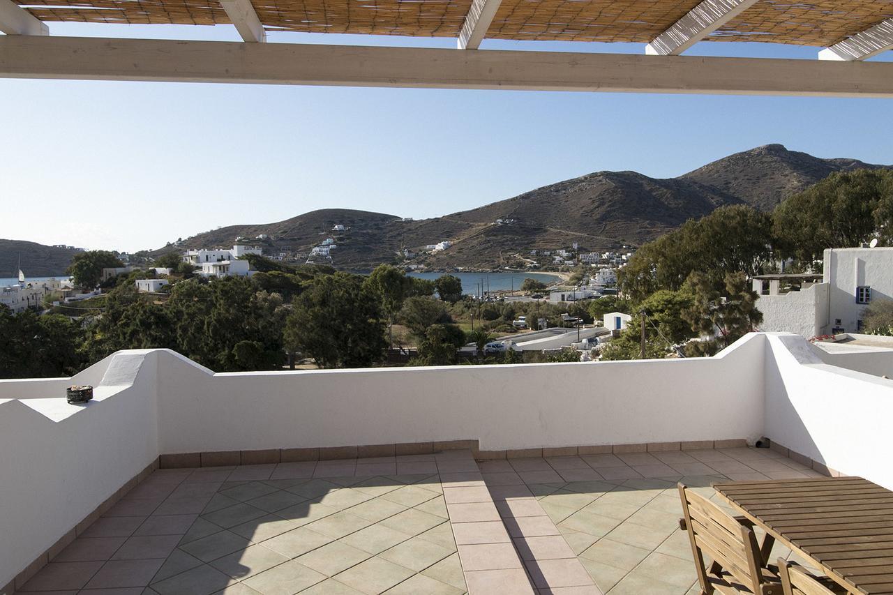 Armadoros Hotel / Ios Backpackers Dış mekan fotoğraf
