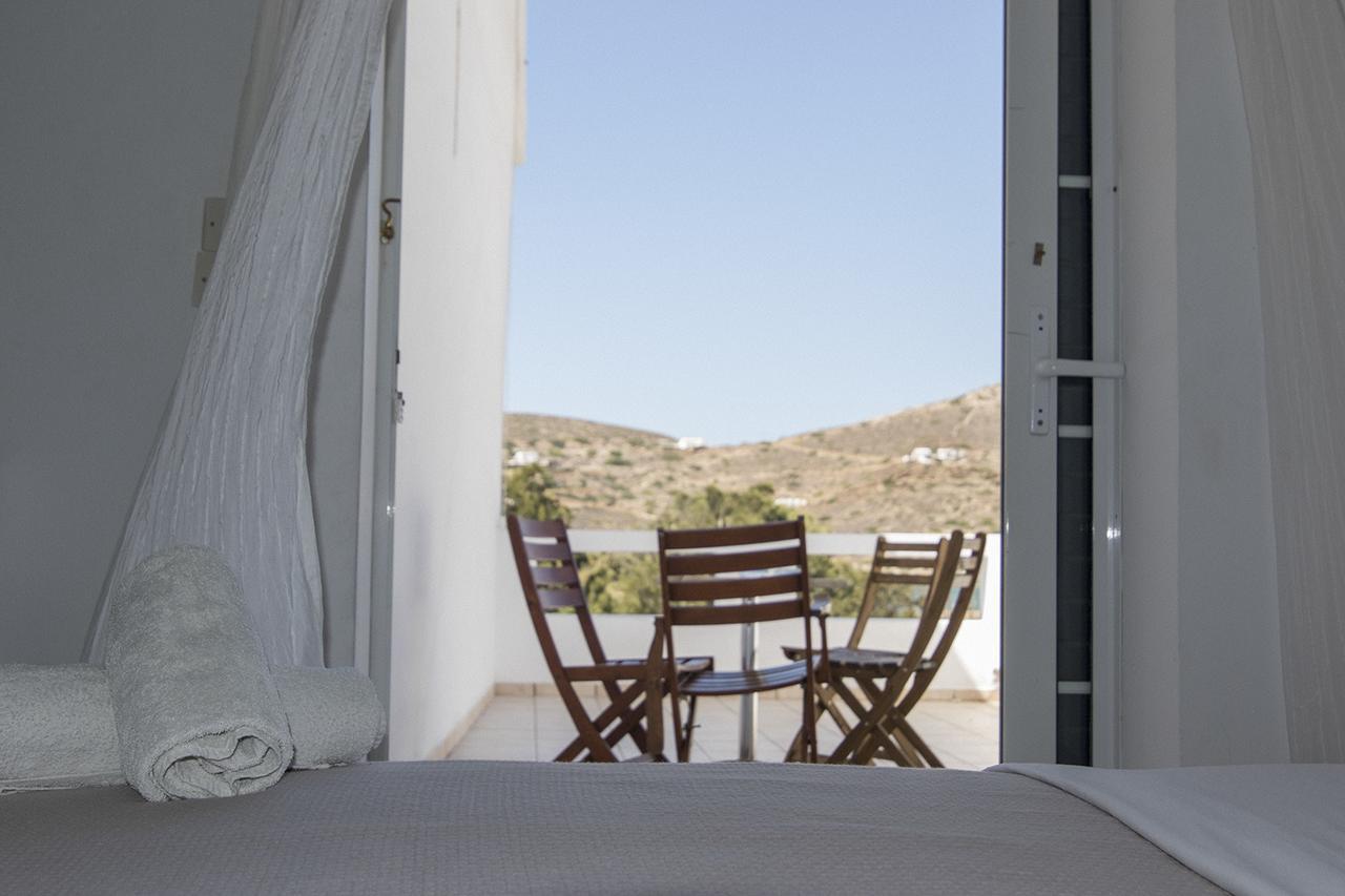 Armadoros Hotel / Ios Backpackers Dış mekan fotoğraf