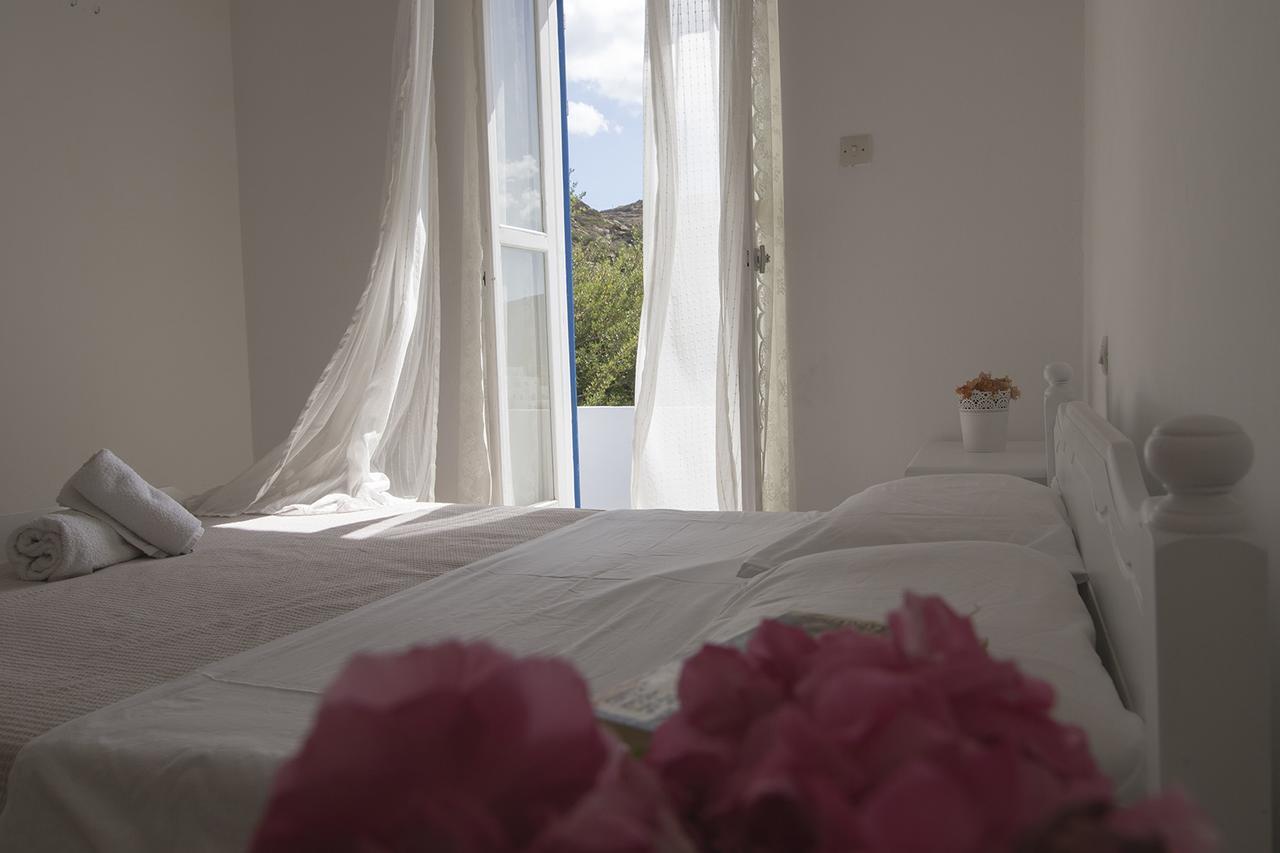 Armadoros Hotel / Ios Backpackers Dış mekan fotoğraf