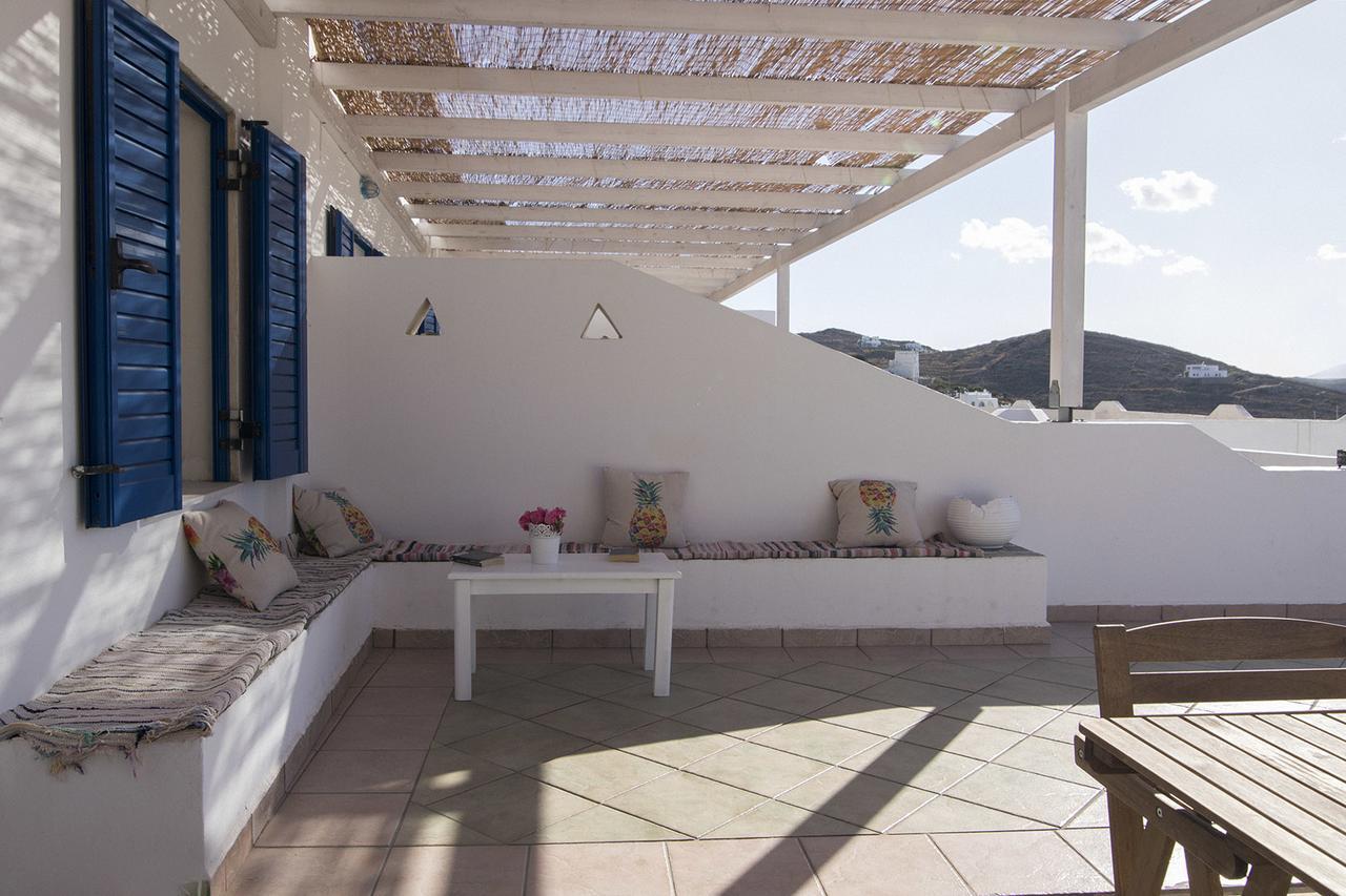 Armadoros Hotel / Ios Backpackers Dış mekan fotoğraf
