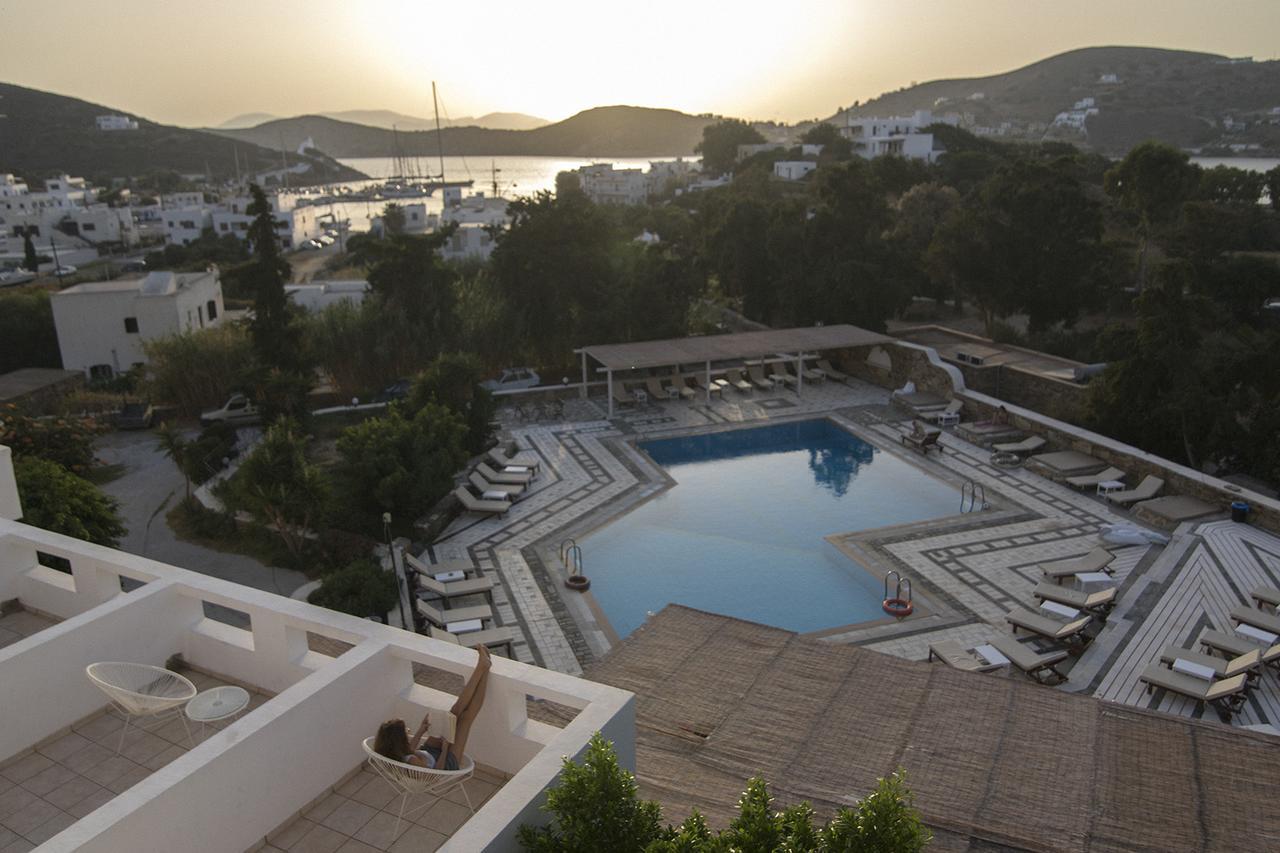 Armadoros Hotel / Ios Backpackers Dış mekan fotoğraf
