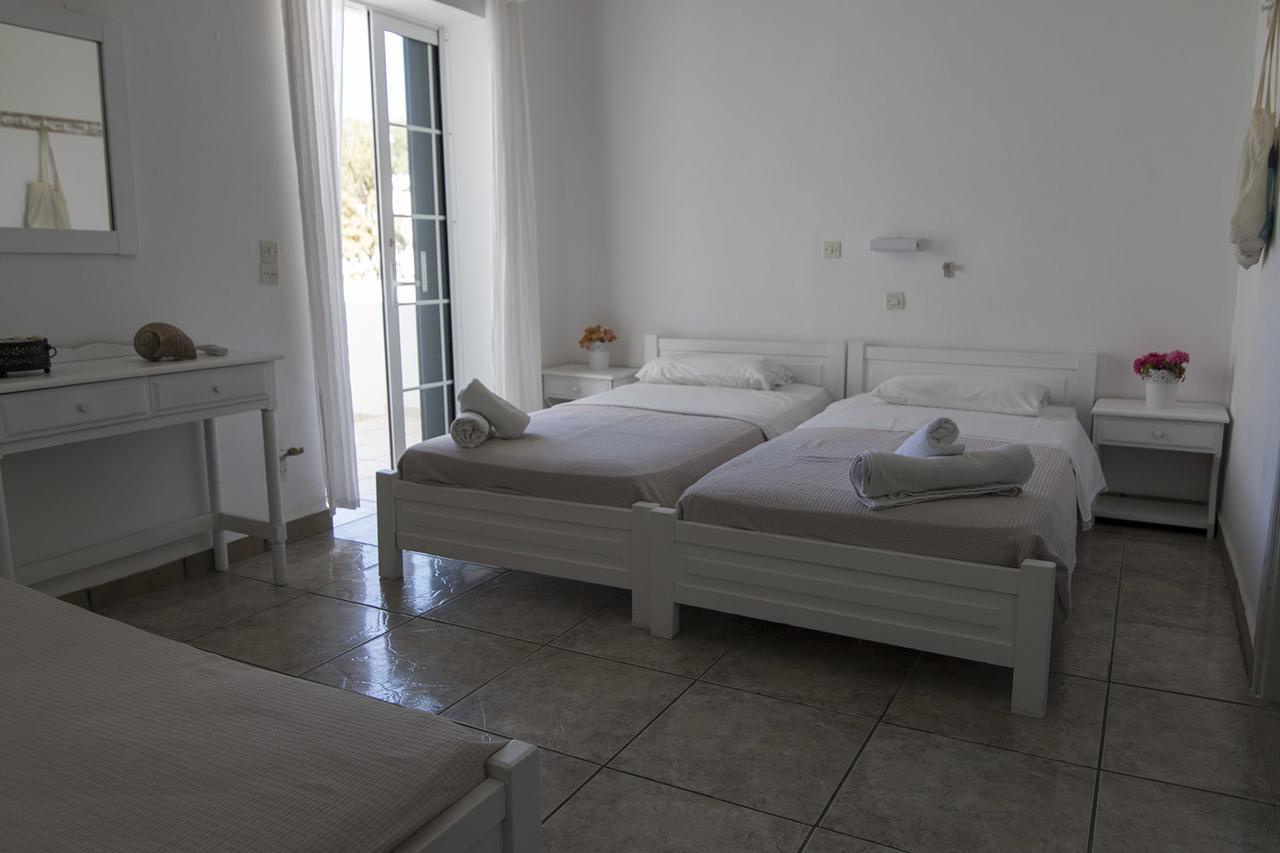 Armadoros Hotel / Ios Backpackers Dış mekan fotoğraf