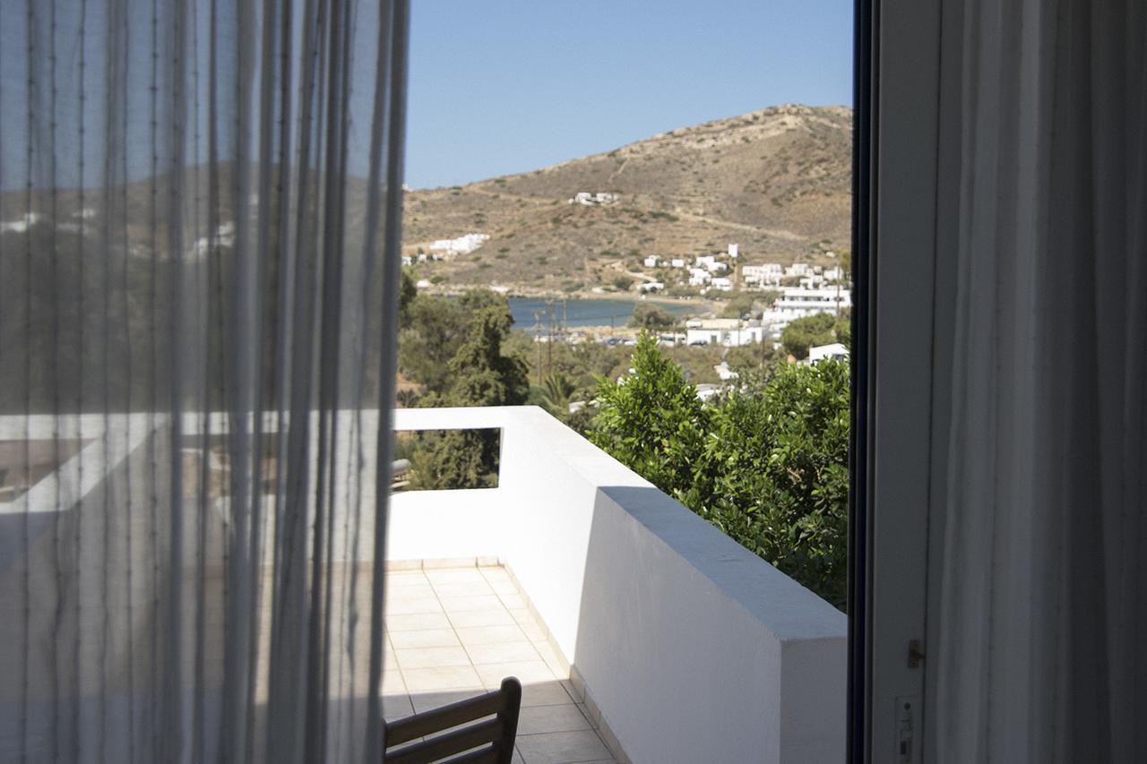 Armadoros Hotel / Ios Backpackers Dış mekan fotoğraf
