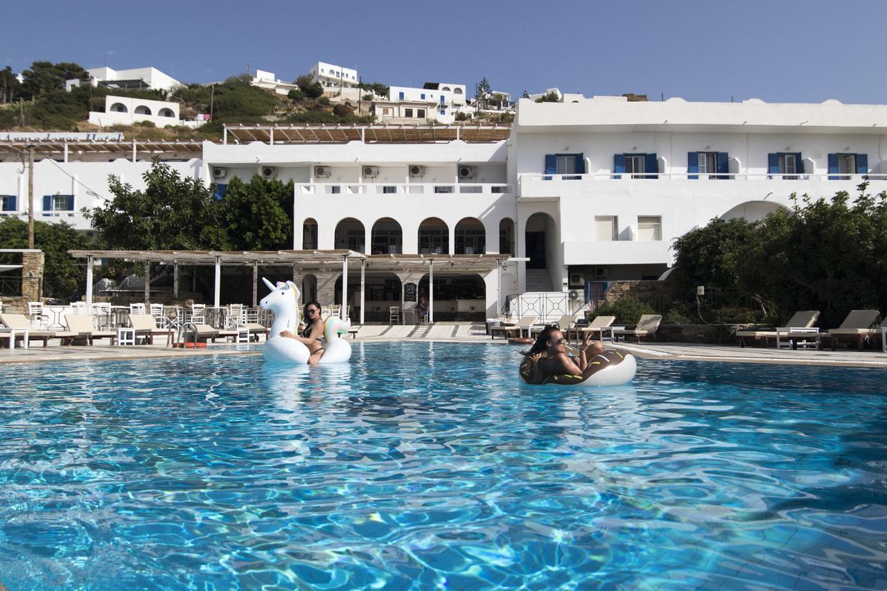 Armadoros Hotel / Ios Backpackers Dış mekan fotoğraf